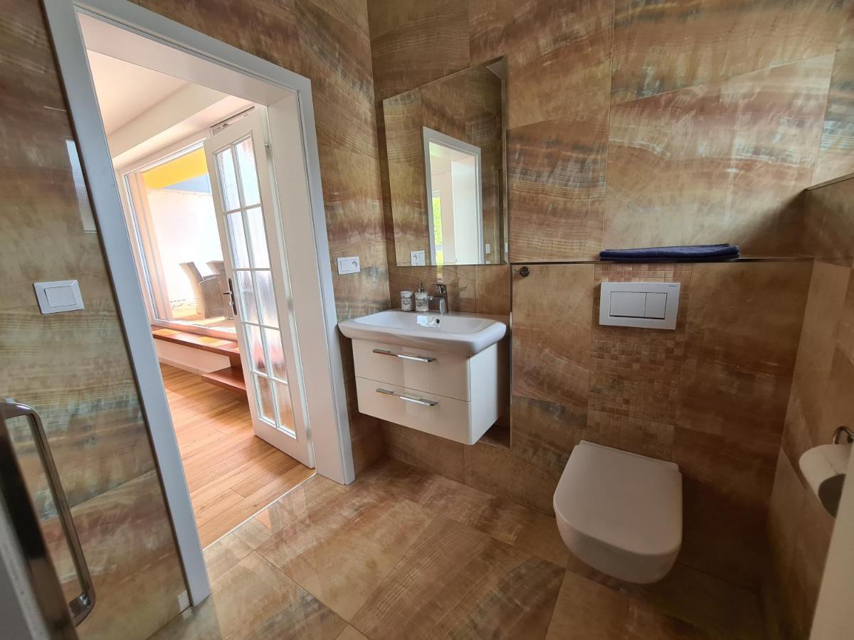 Penthouse Apartman Rezidencia Mineral Bardejovske Kupele Bagian luar foto