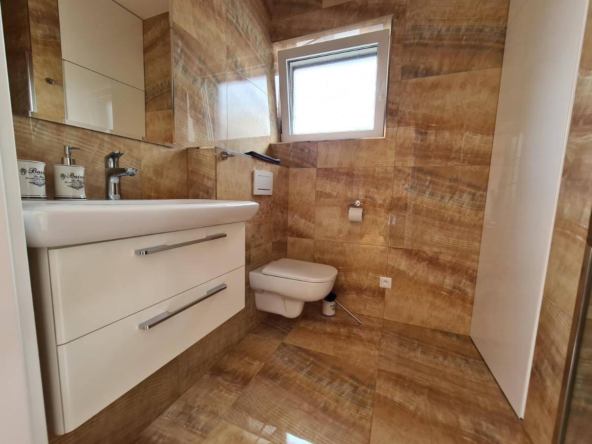 Penthouse Apartman Rezidencia Mineral Bardejovske Kupele Bagian luar foto